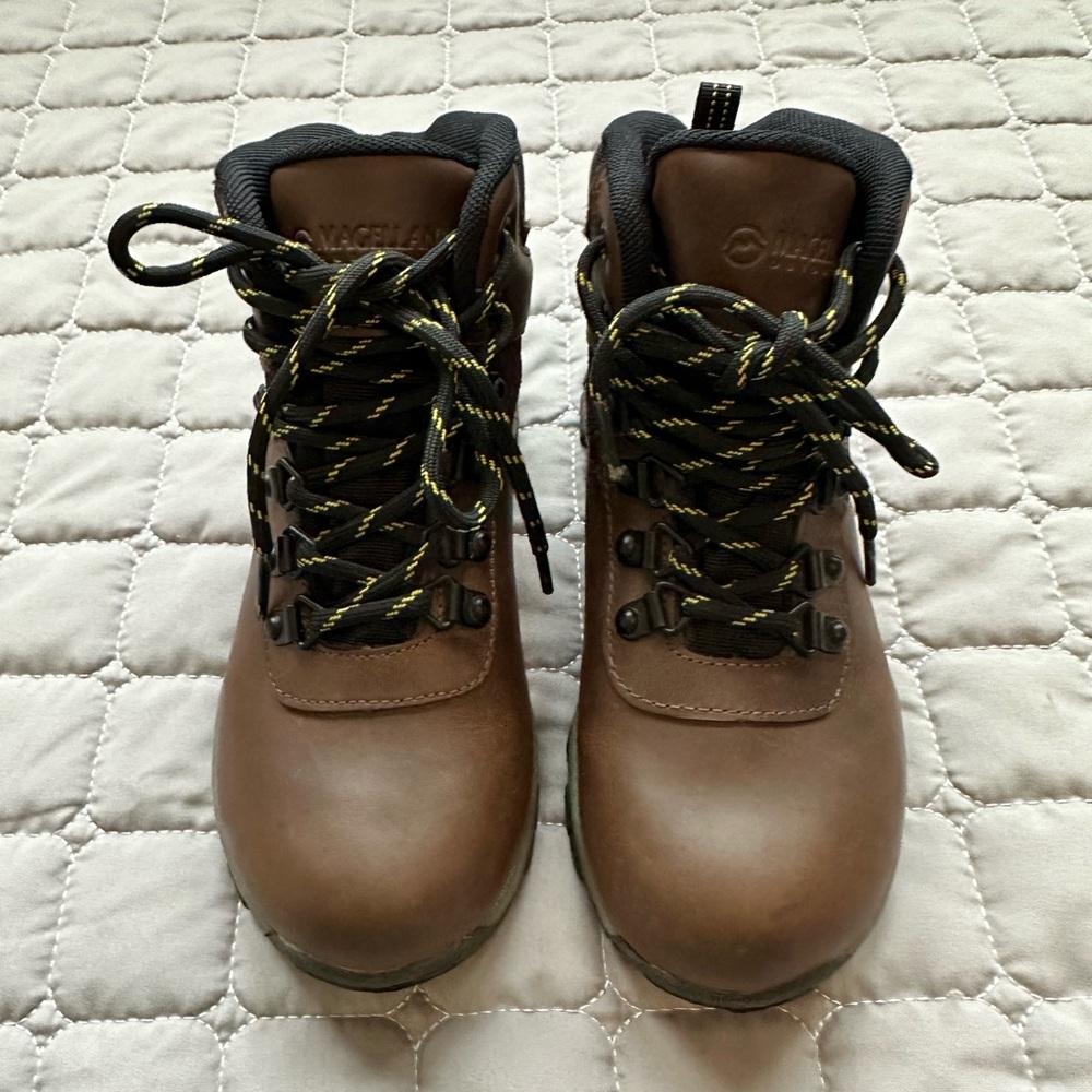 Magellan Outdoors Boys Waterproof Hiking Boots Size 2D